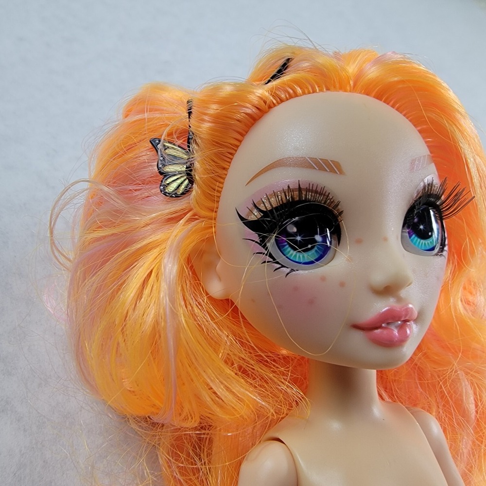Rainbow High Poppy Rowan Orange Butterfly Doll Accessories Rainbow Surprise - Picture 6 of 8